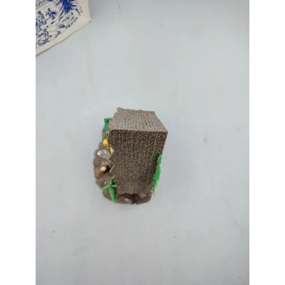 Vintage 60’s Vintage Christmas Nativity Diorama Creche Stable Holy Manger Blume